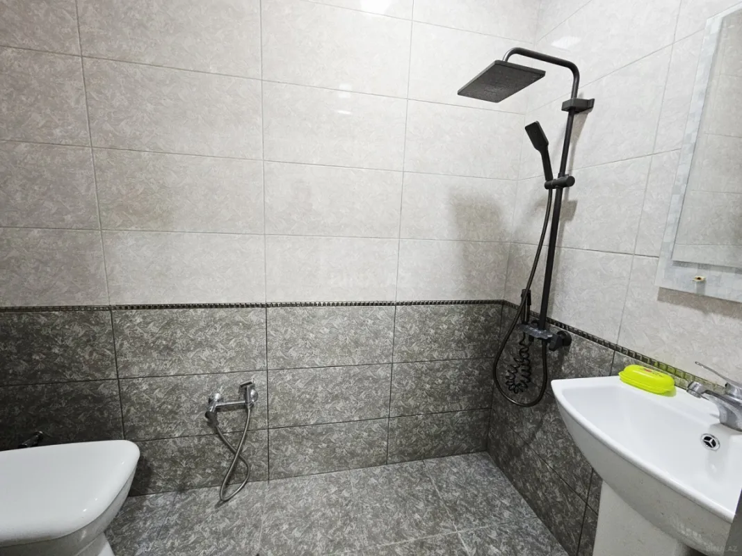 Satılır 3 otaqlı mənzil 72 m²