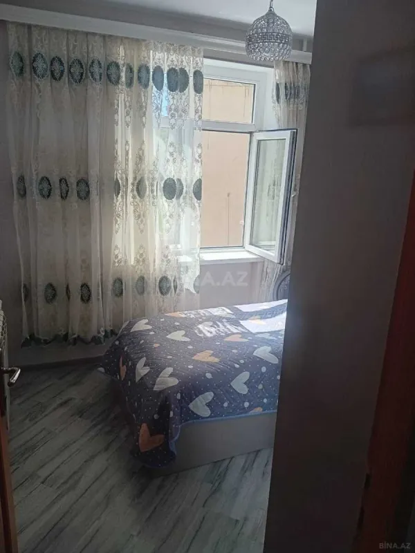 Satılır 1 otaqlı mənzil 40 m²