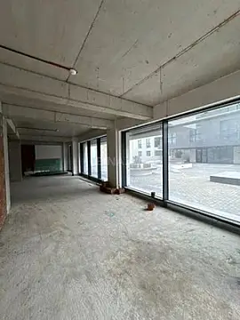 Satılır obyekt 130 m²
