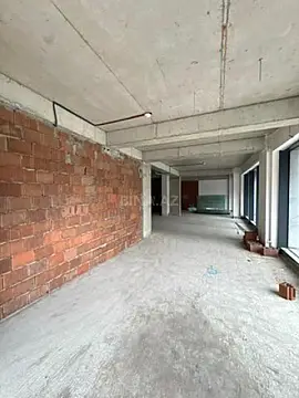 Satılır obyekt 130 m²