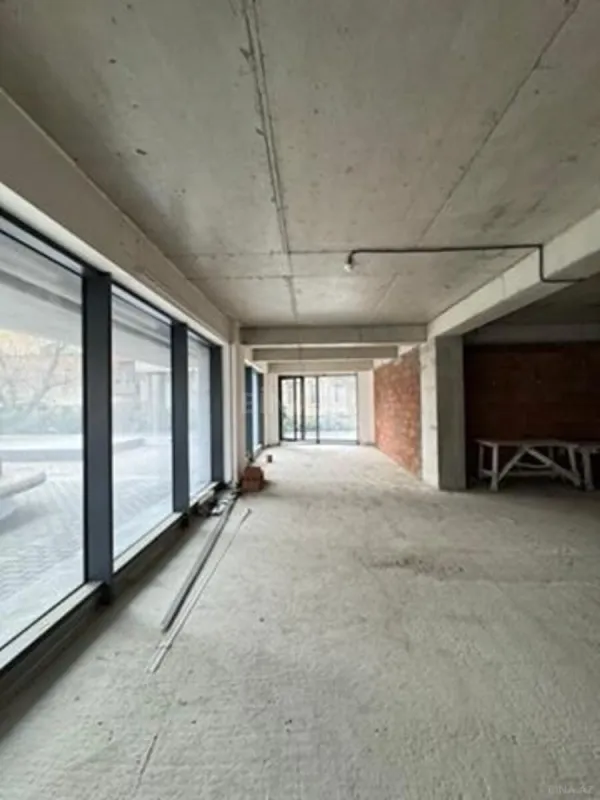 Satılır obyekt 130 m²