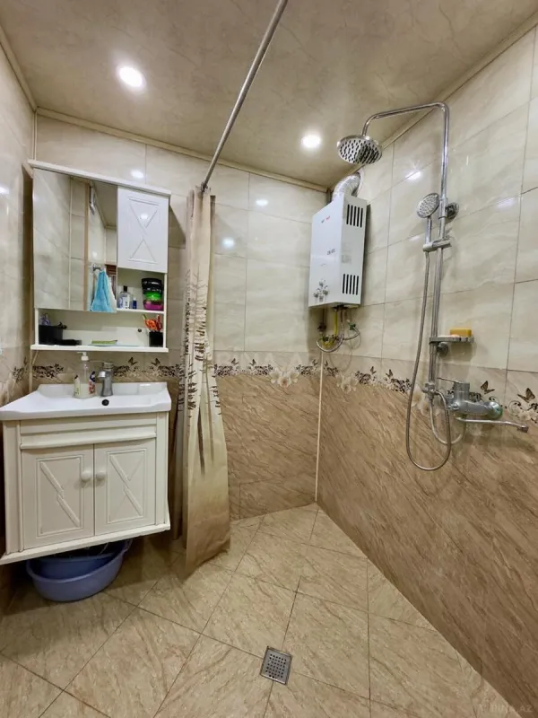 Satılır 3 otaqlı mənzil 65 m²