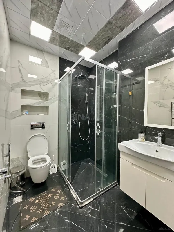 Kirayə verilir 2 otaqlı mənzil 90 m²