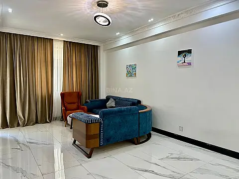 Kirayə verilir 2 otaqlı mənzil 90 m²