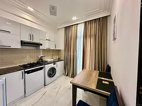 Kirayə verilir 2 otaqlı mənzil 90 m²
