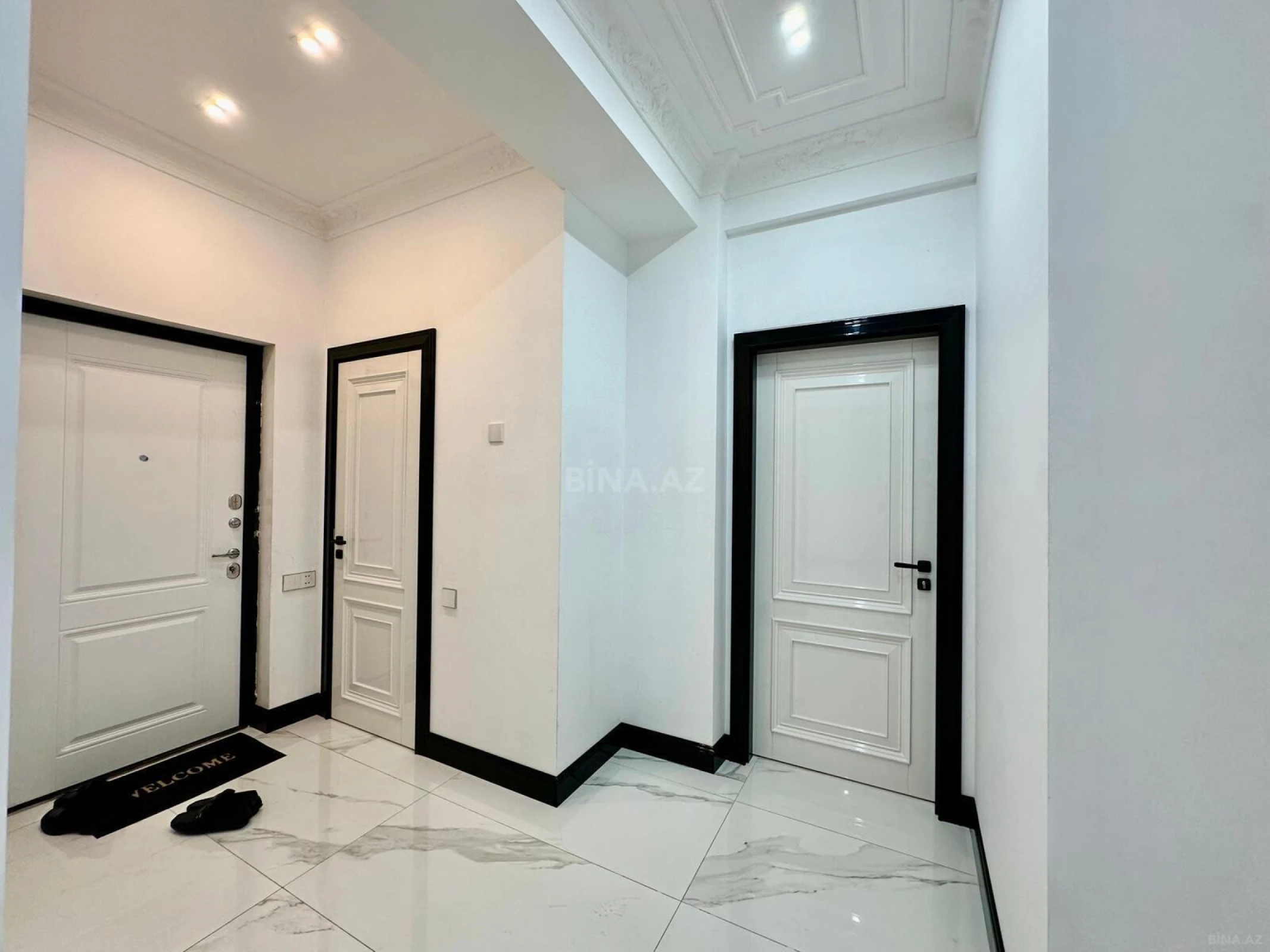 Kirayə verilir 2 otaqlı mənzil 90 m²