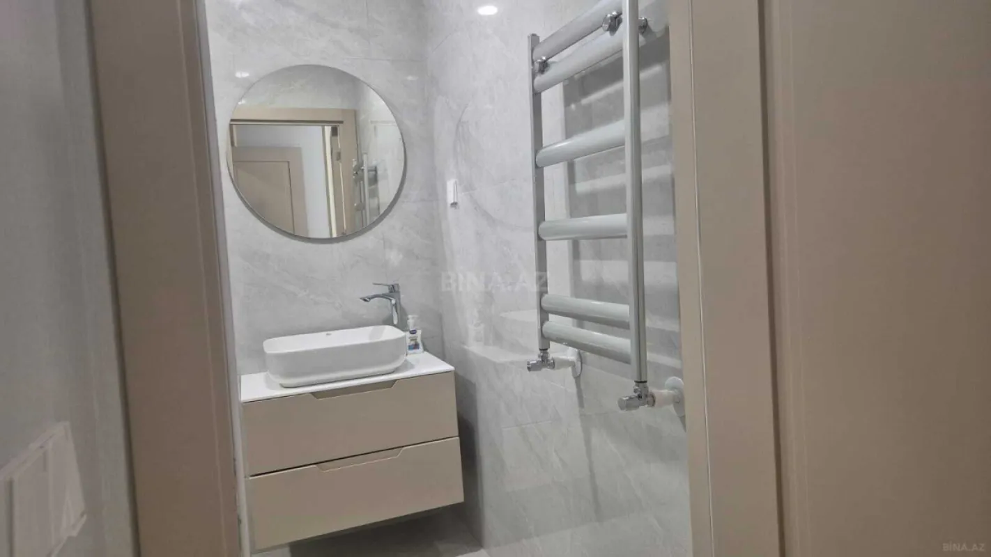 Kirayə verilir 2 otaqlı mənzil 80 m²