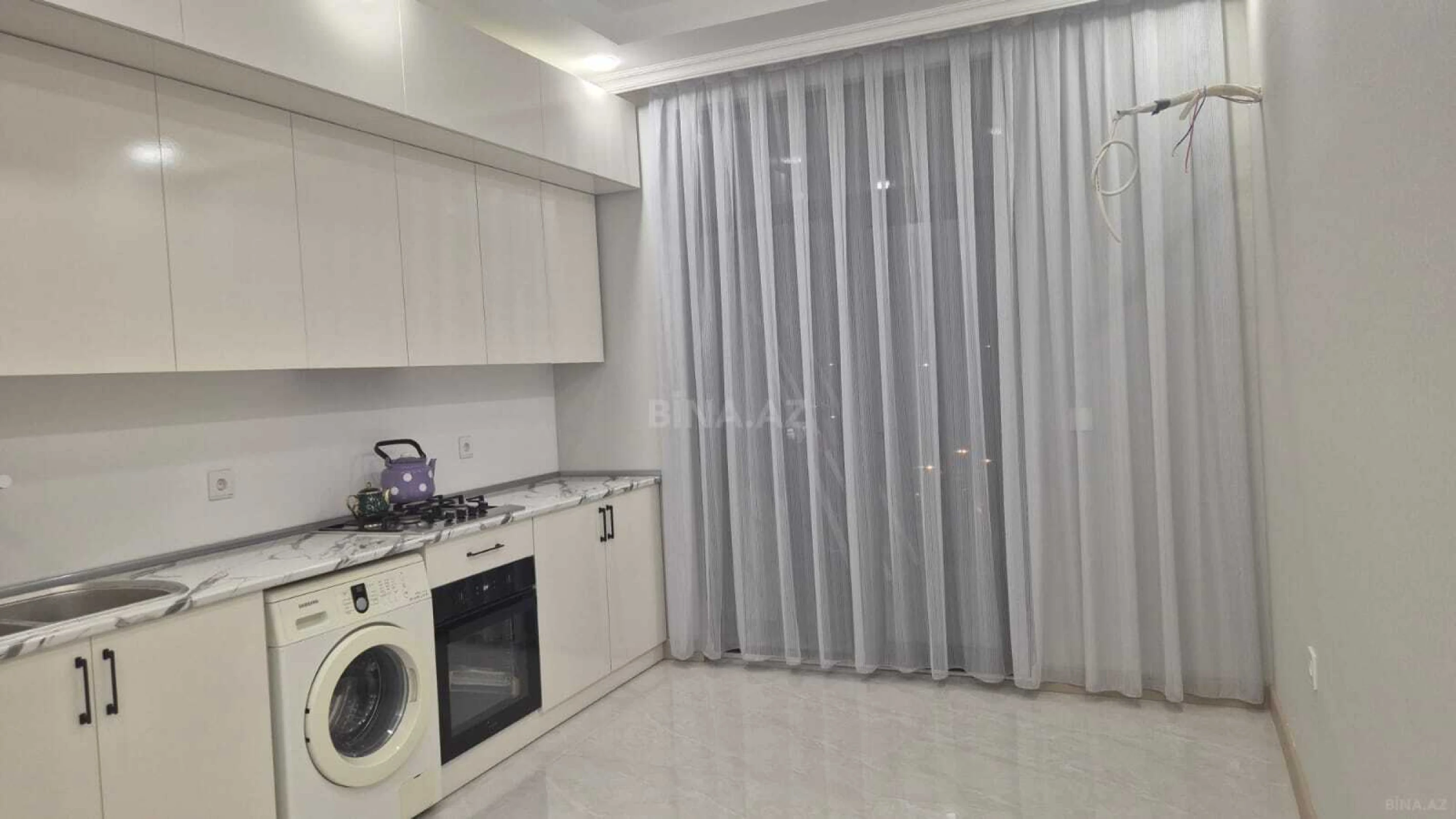 Kirayə verilir 2 otaqlı mənzil 80 m²
