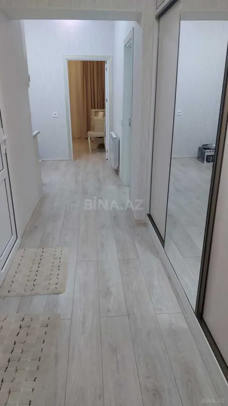 Kirayə verilir 2 otaqlı mənzil 77 m²