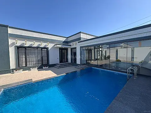 Satılır 4 otaqlı həyət evi 150 m²