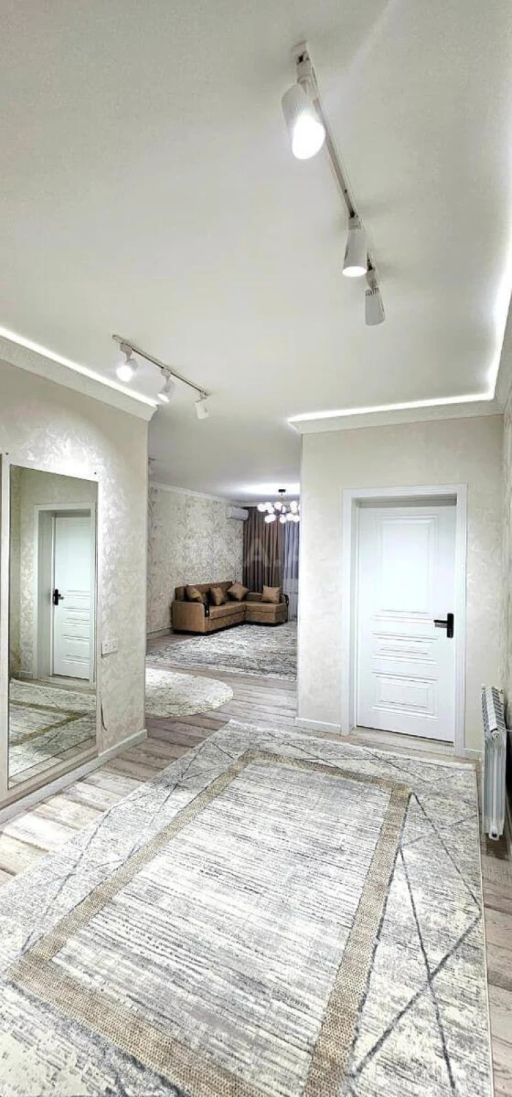 Satılır 3 otaqlı mənzil 82 m²