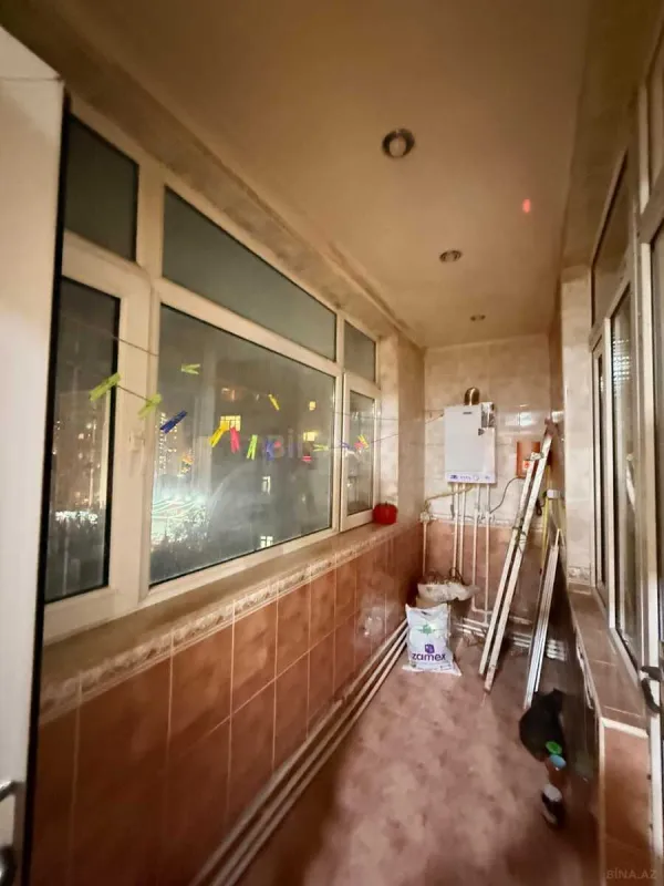 Kirayə verilir 3 otaqlı mənzil 150 m²