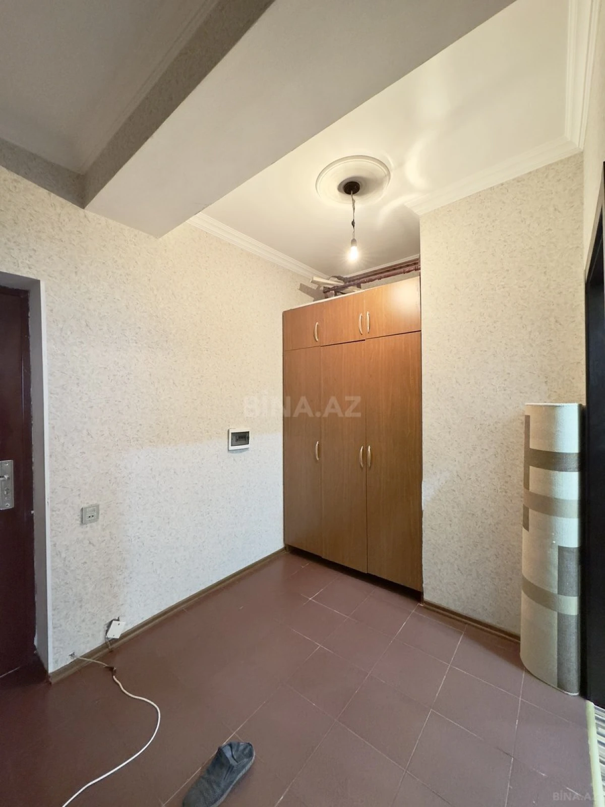 Kirayə verilir 2 otaqlı mənzil 75 m²
