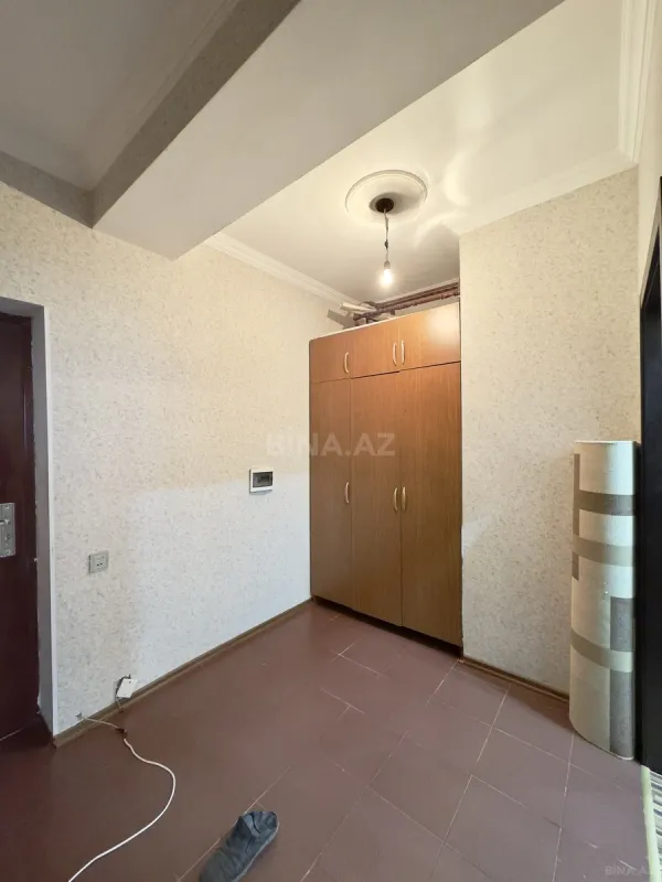 Kirayə verilir 2 otaqlı mənzil 75 m²