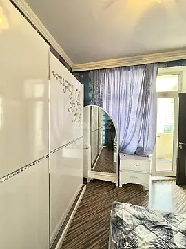 Kirayə verilir 2 otaqlı mənzil 75 m²