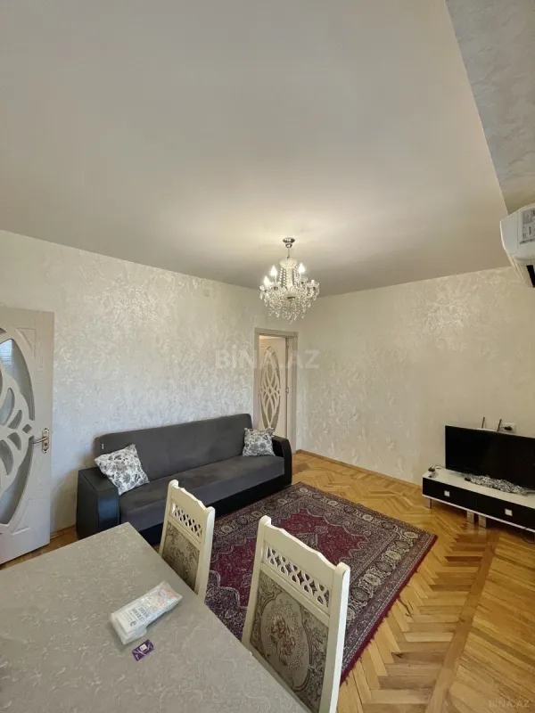 Satılır 2 otaqlı mənzil 60 m²
