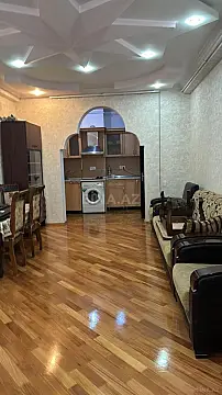 Kirayə verilir 3 otaqlı mənzil 78 m² — Bakı, Nizami 3 otaq 78.00 m²