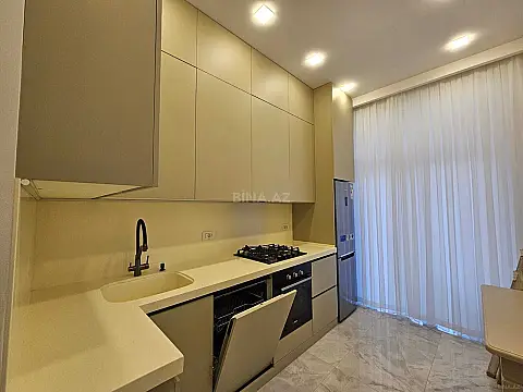 Kirayə verilir 2 otaqlı mənzil 78 m²