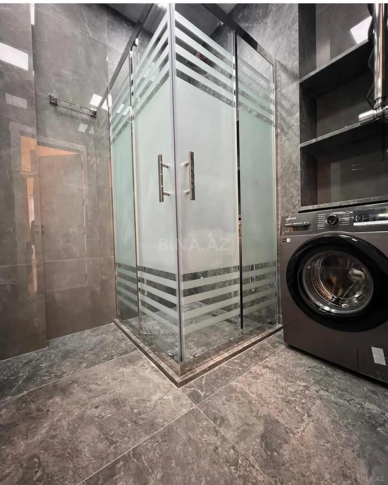 Kirayə verilir 2 otaqlı mənzil 78 m²