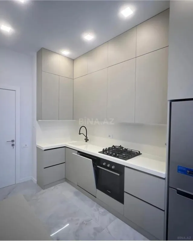 Kirayə verilir 2 otaqlı mənzil 78 m²