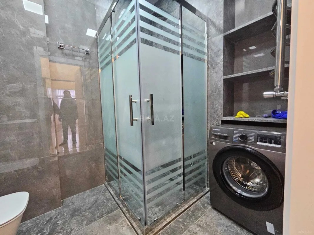 Kirayə verilir 2 otaqlı mənzil 78 m²