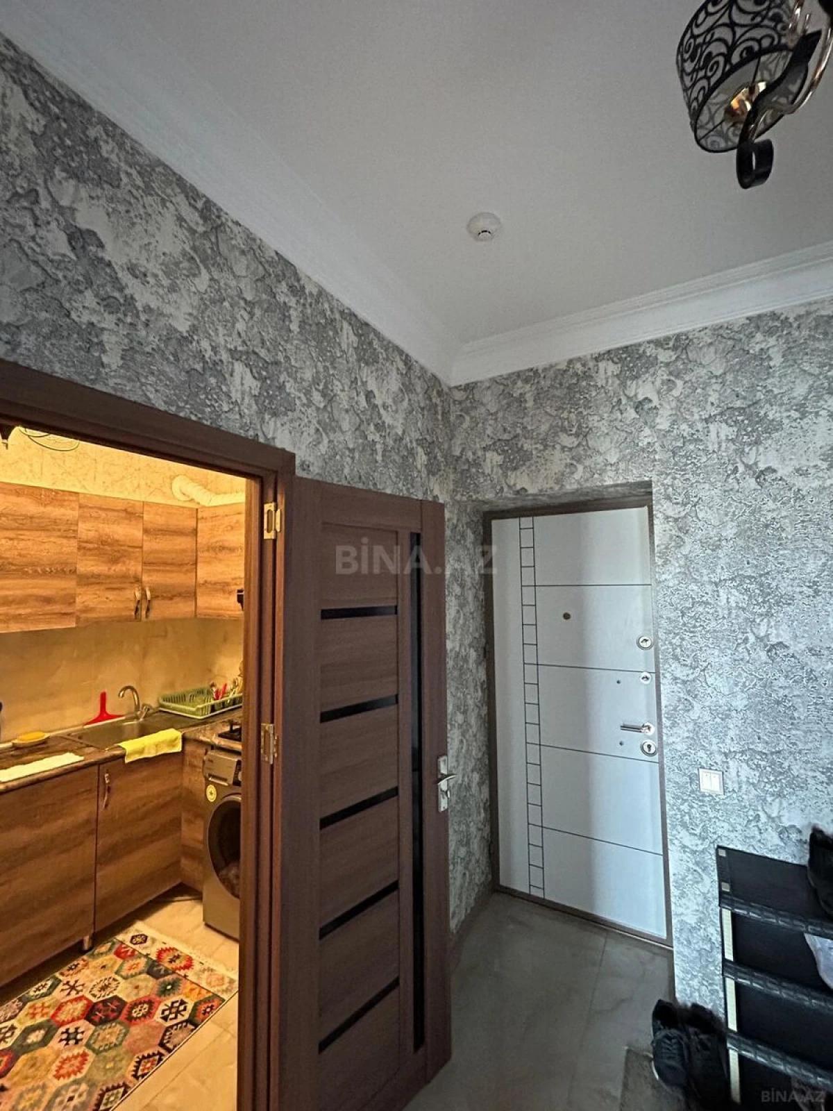 Kirayə verilir 2 otaqlı mənzil 66 m²
