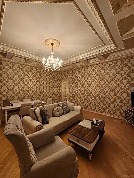 Satılır 3 otaqlı mənzil 166 m² — Bakı, Nizami 3 otaq 166.00 m²