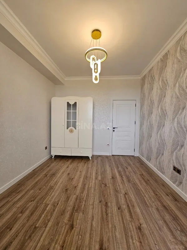 Satılır 3 otaqlı mənzil 74 m²