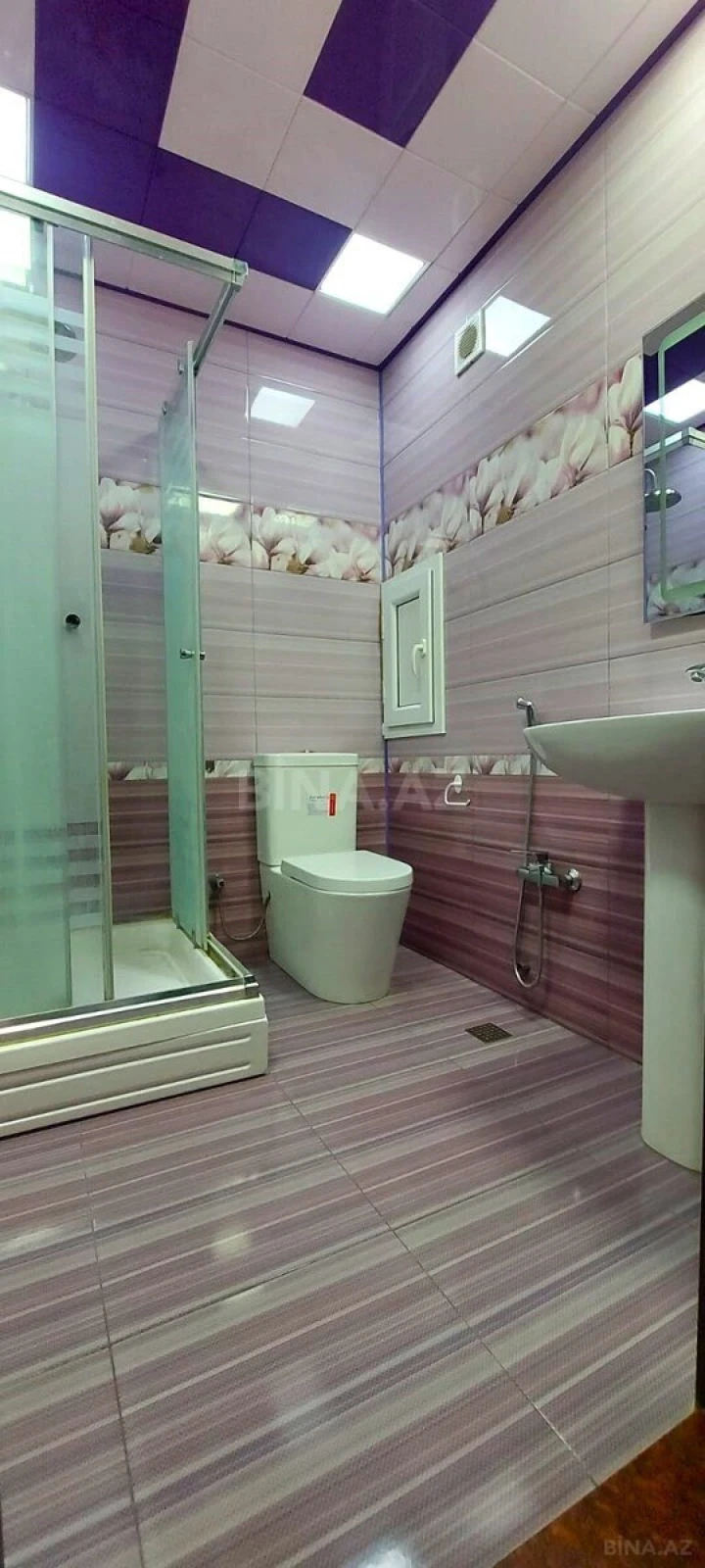 Satılır 2 otaqlı mənzil 65 m²