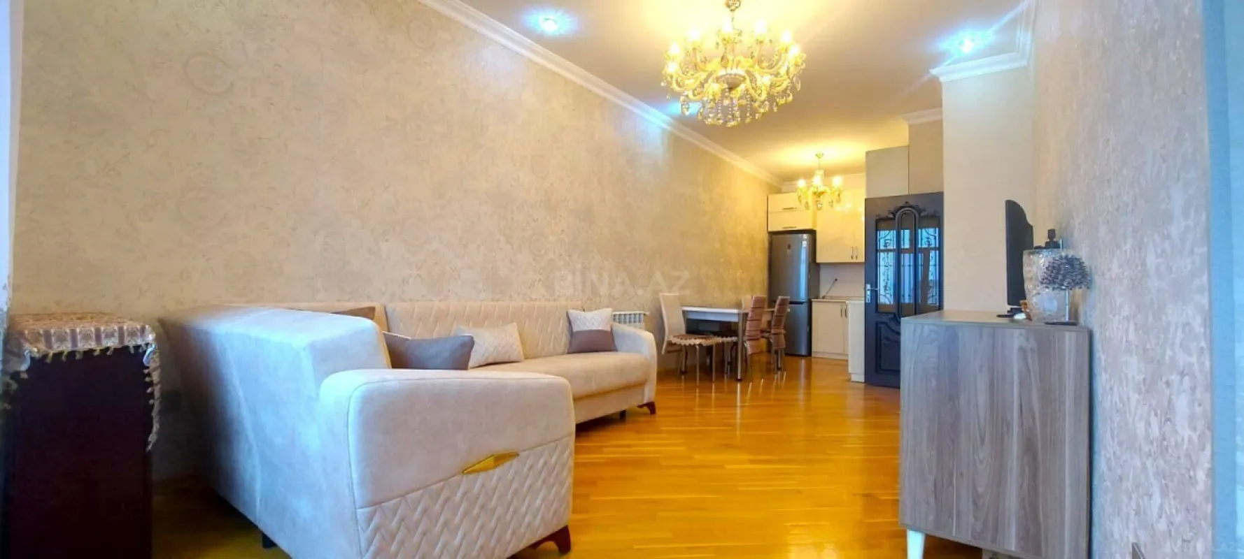 Satılır 2 otaqlı mənzil 65 m²