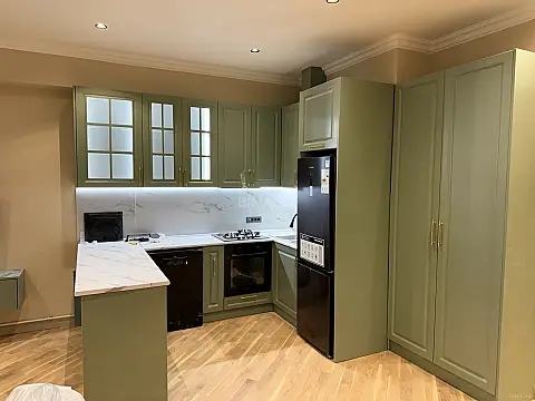 Satılır 3 otaqlı mənzil 128 m²