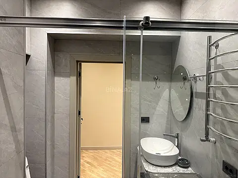 Satılır 3 otaqlı mənzil 128 m²