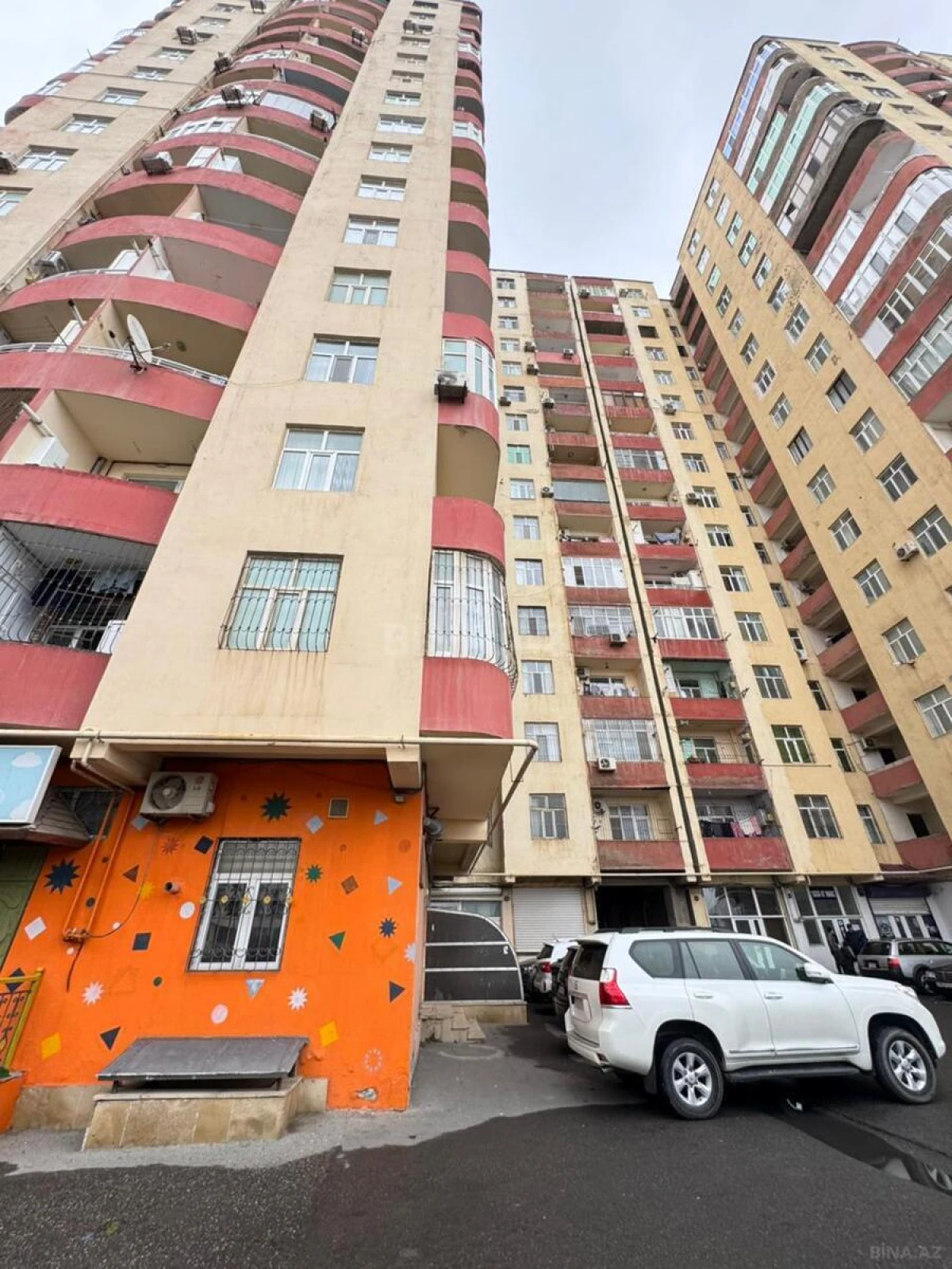 Satılır 2 otaqlı mənzil 60 m²
