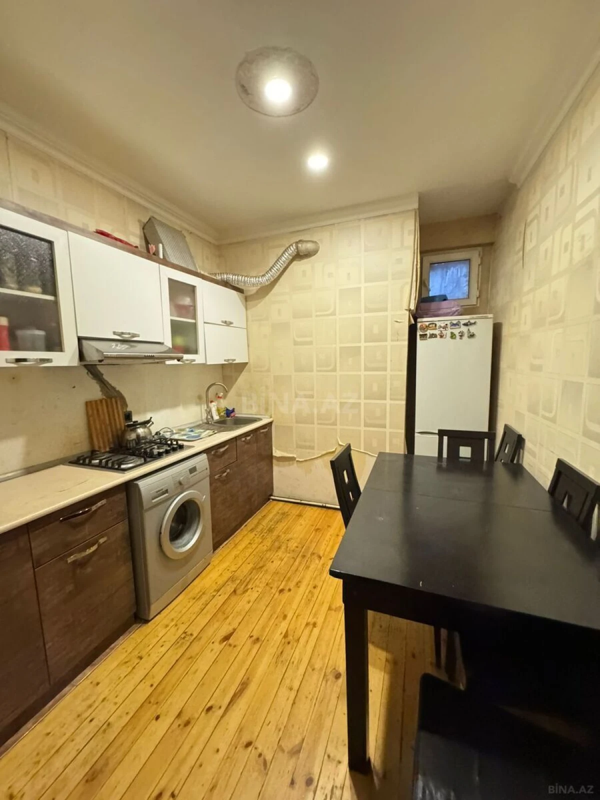 Satılır 2 otaqlı mənzil 60 m²