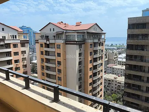 Kirayə verilir 3 otaqlı mənzil 148 m²