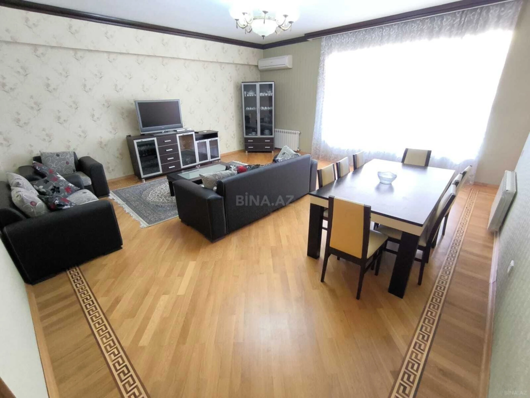 Kirayə verilir 3 otaqlı mənzil 148 m²