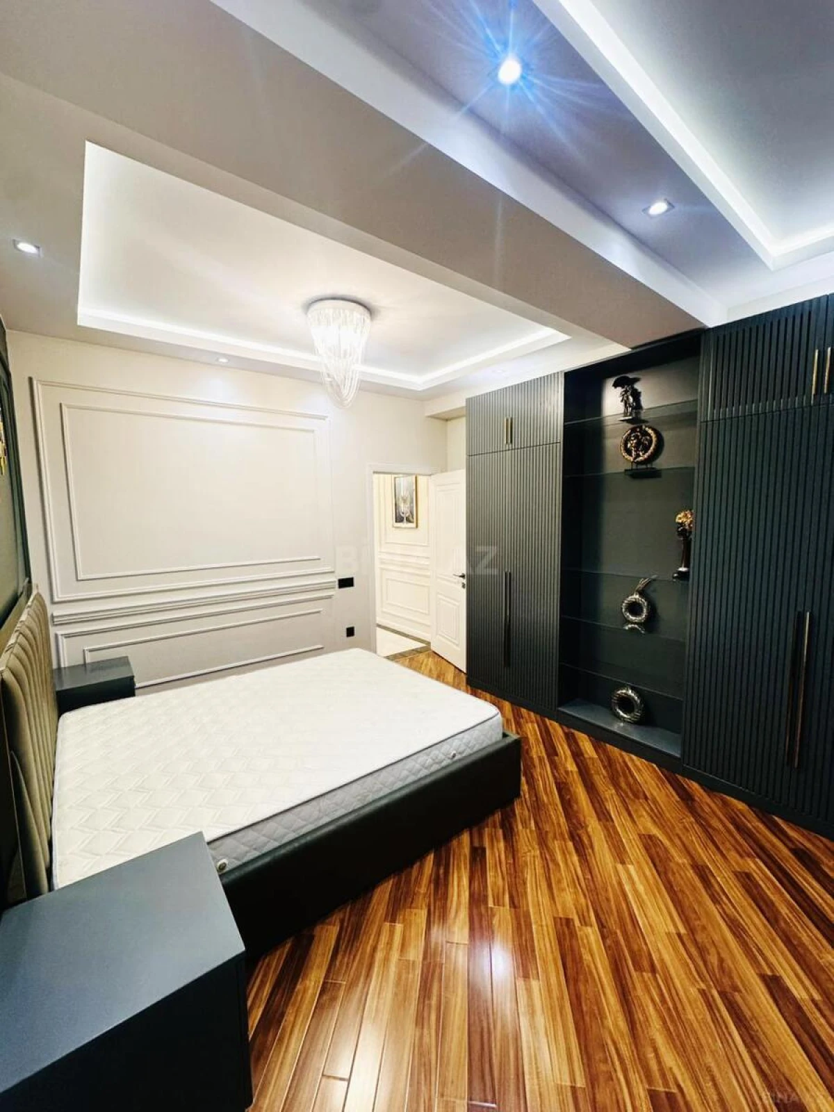 Kirayə verilir 2 otaqlı mənzil 65 m²