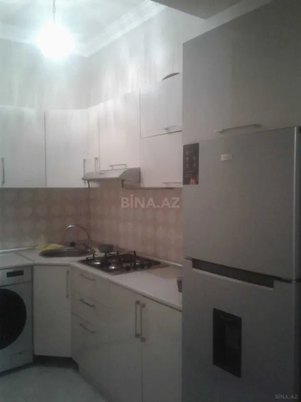 Kirayə verilir 2 otaqlı mənzil 65 m²