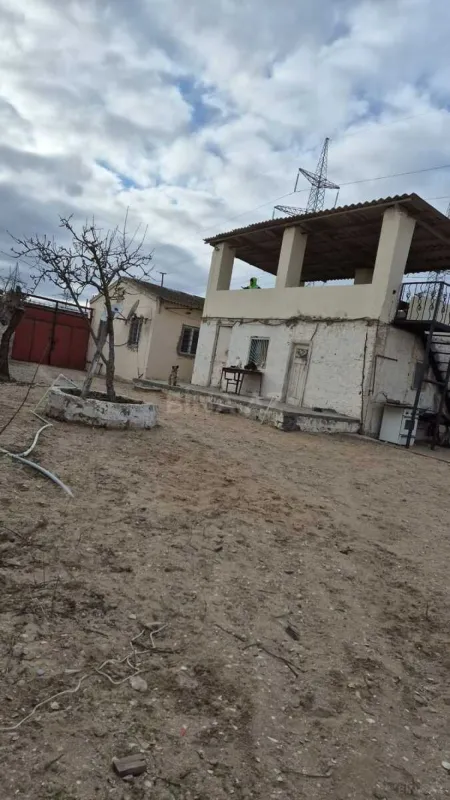 Satılır 3 otaqlı həyət evi 120 m²