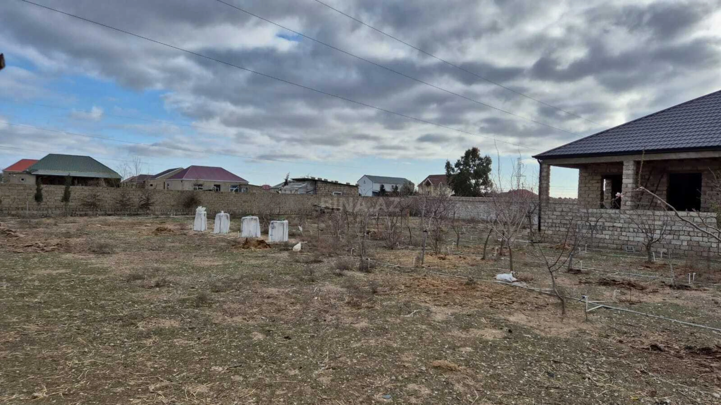 Satılır 3 otaqlı həyət evi 120 m²