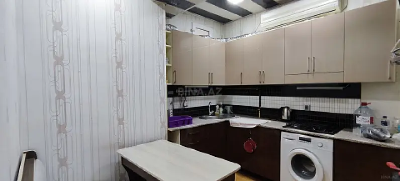 Satılır 4 otaqlı mənzil 128 m²
