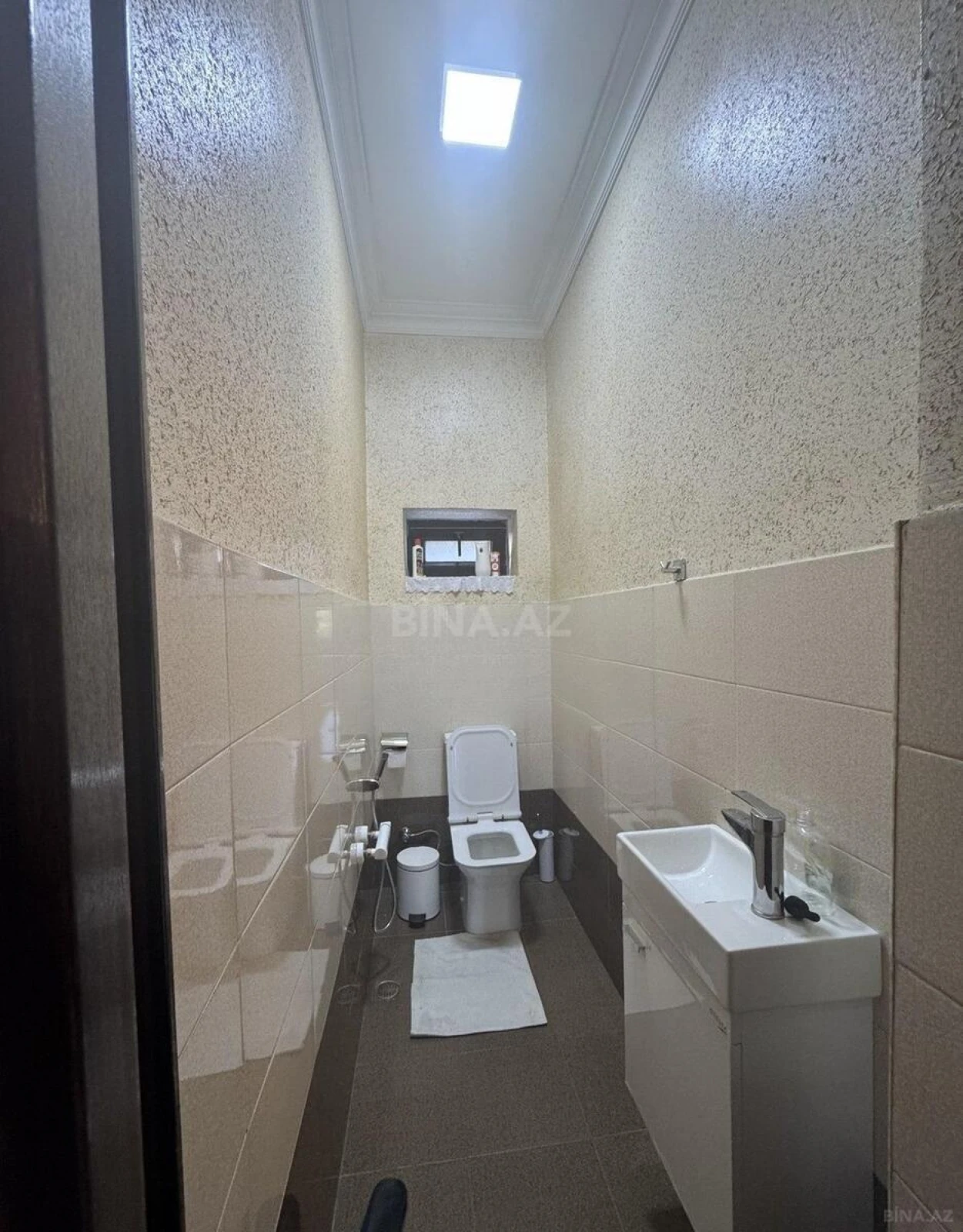 Satılır 4 otaqlı həyət evi 145 m²