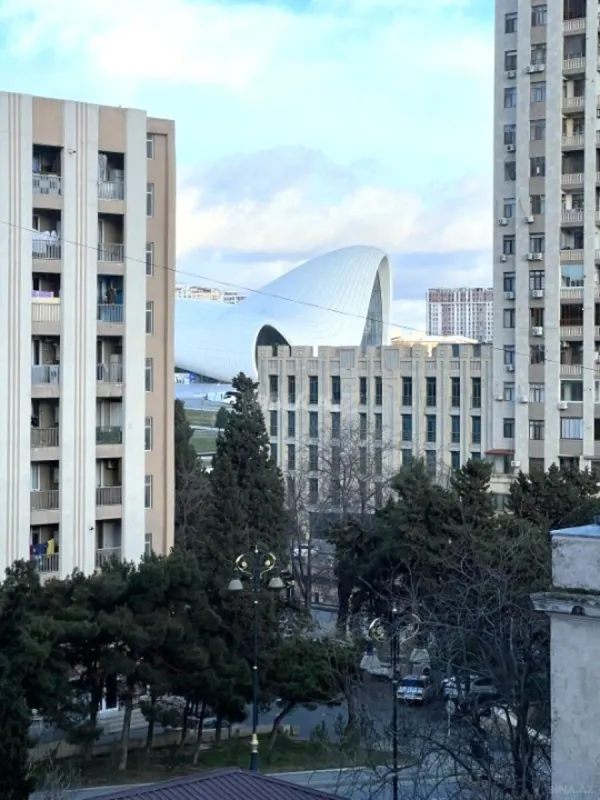 Satılır 3 otaqlı mənzil 115 m²