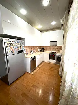 Satılır 3 otaqlı mənzil 115 m²