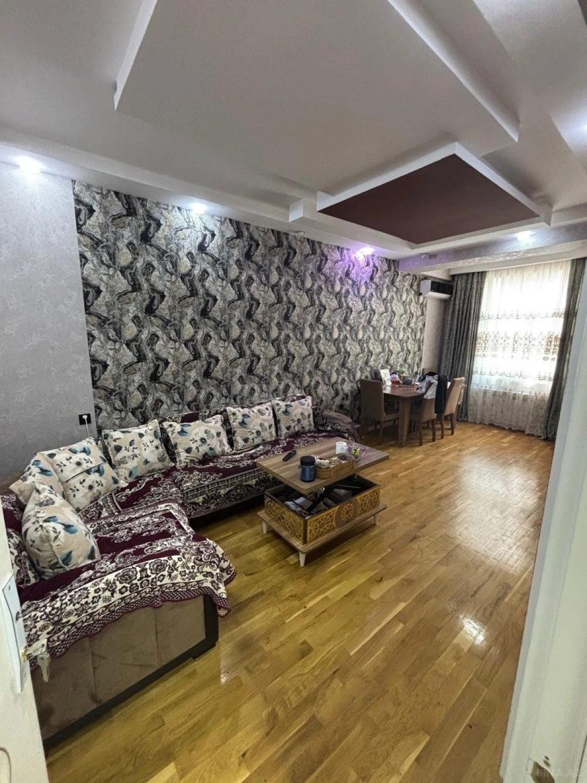 Satılır 2 otaqlı mənzil 65 m²