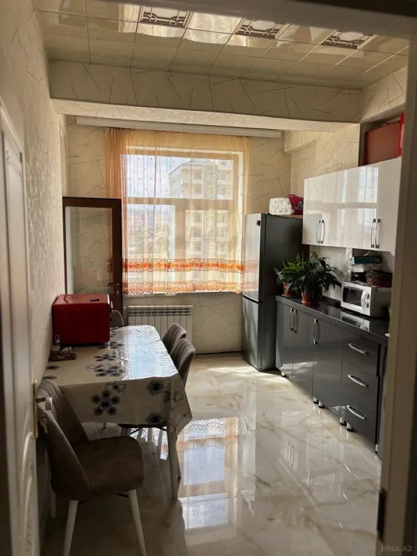 Satılır 2 otaqlı mənzil 65 m²