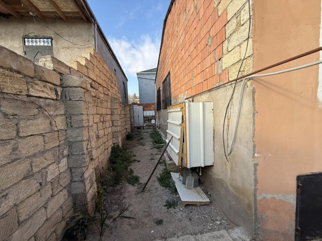 Satılır 4 otaqlı həyət evi 90 m²