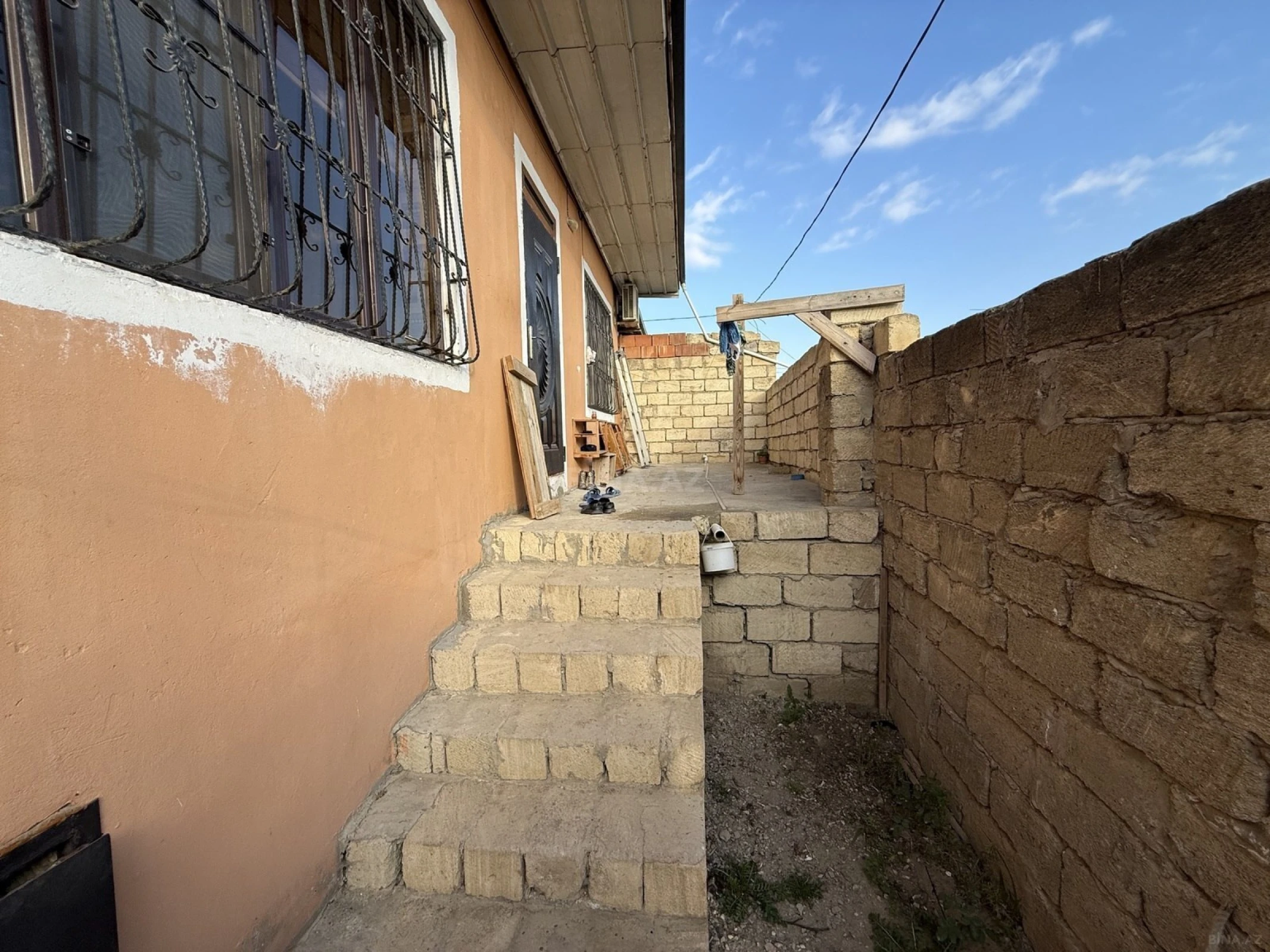 Satılır 4 otaqlı həyət evi 90 m²