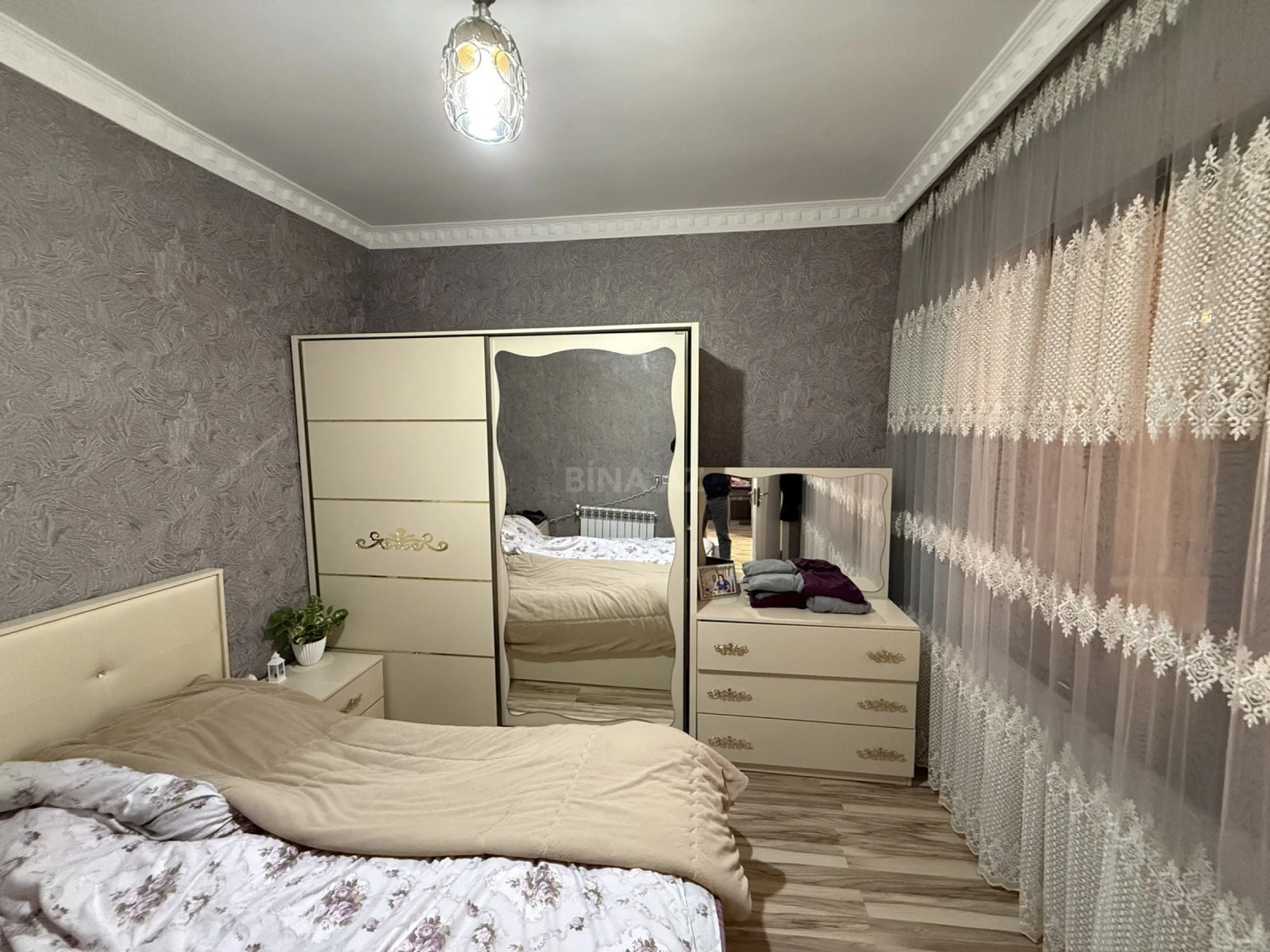 Satılır 4 otaqlı həyət evi 90 m²