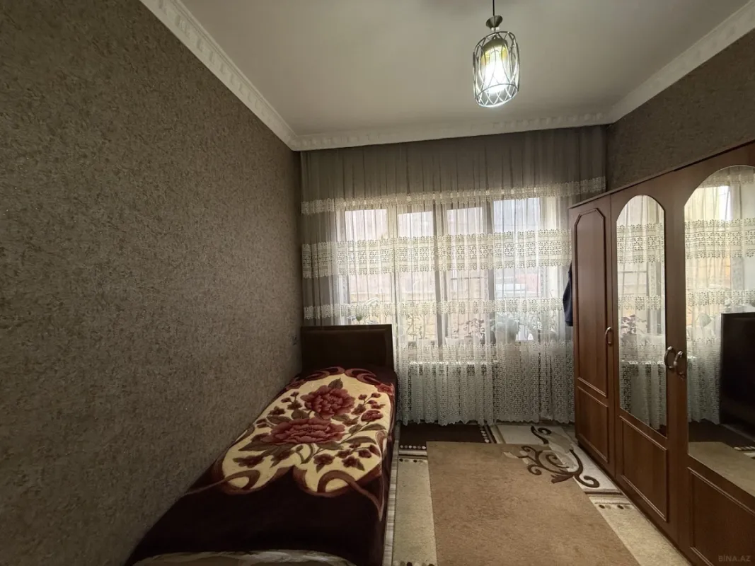 Satılır 4 otaqlı həyət evi 90 m²